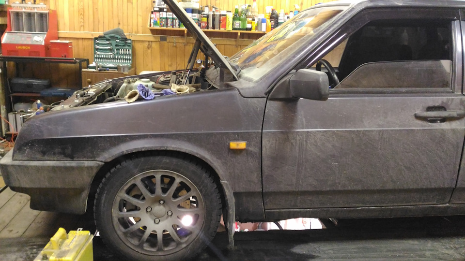 Последствия прогоревшей прокладки ГБЦ. — Lada 21099, 1,5 л, 2001 года ...