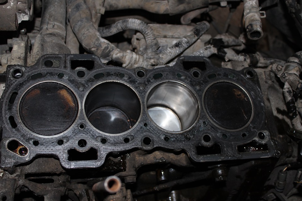 Замена прокладки блока. — Daihatsu Rocky (2G), 1,6 л, 1992 года ...