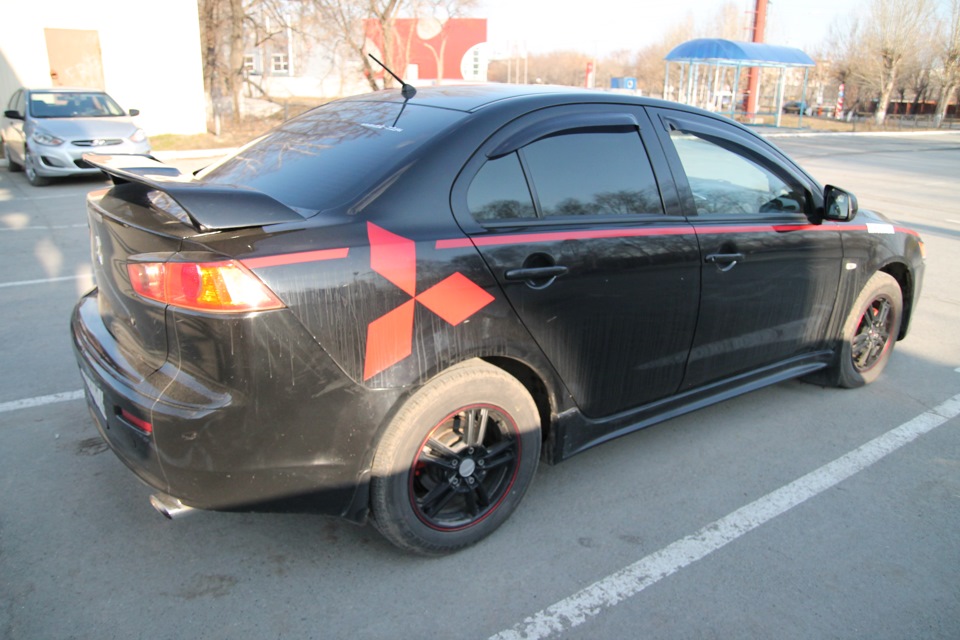 Mitsubishi Lancer 10 Кровавый винил