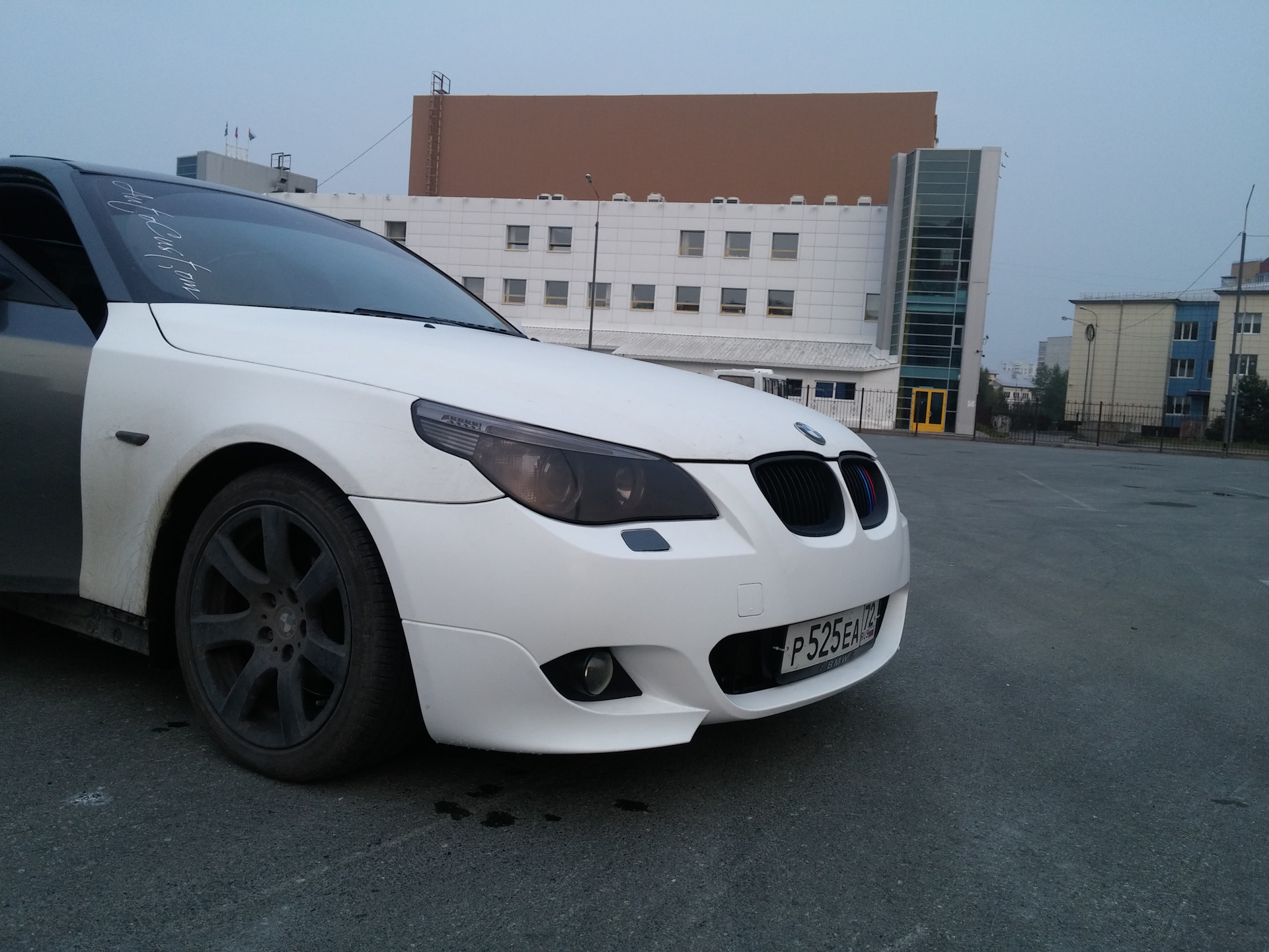 BMW e60 зелёный матовый