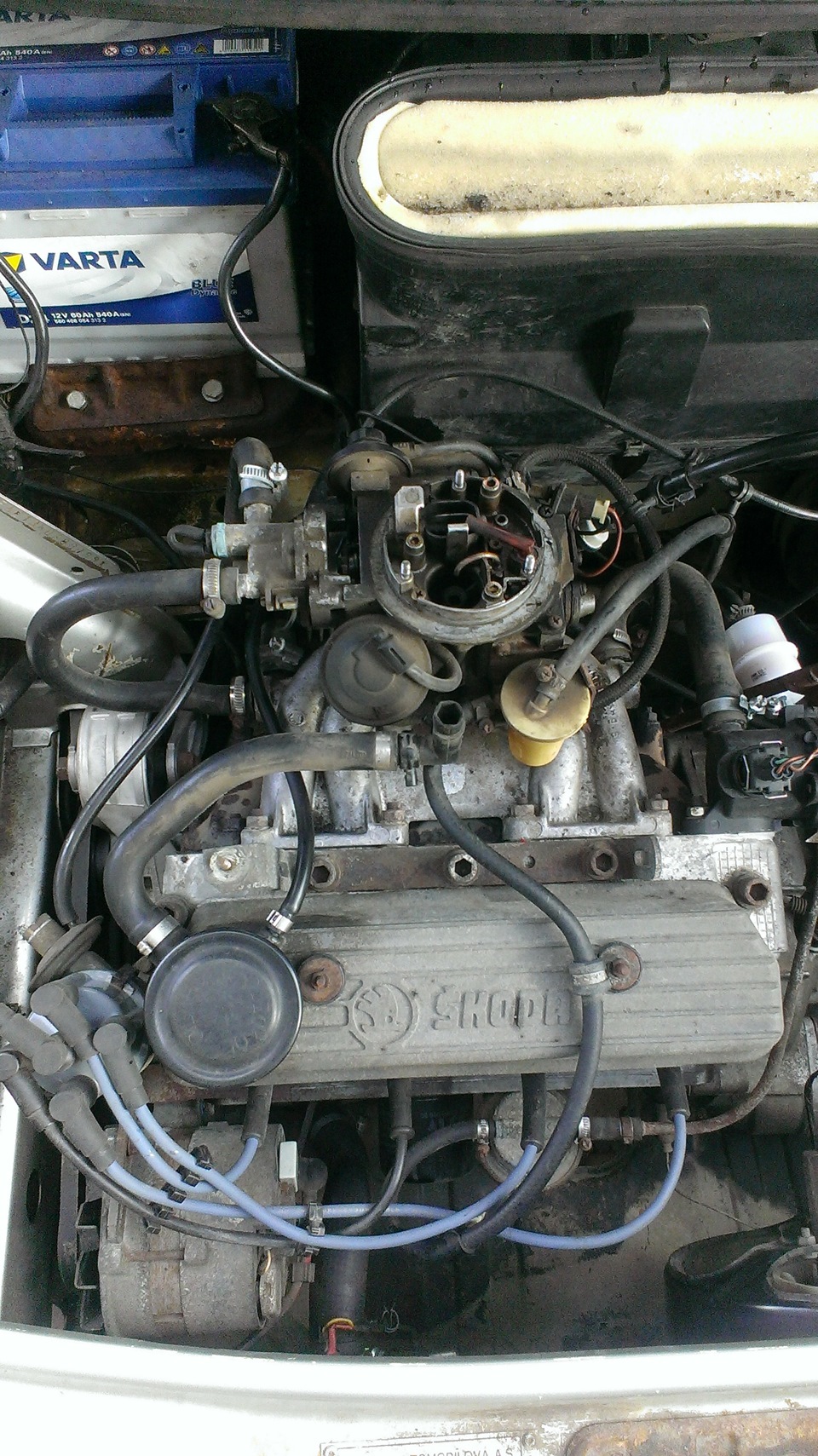 Разбор и чистка карбюратора — Skoda Felicia, 1,3 л, 1997 года | своими ...