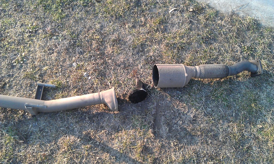 Вот что било внутри катализатора на LT-35. — Volkswagen LT (2G), 2,5 л ...