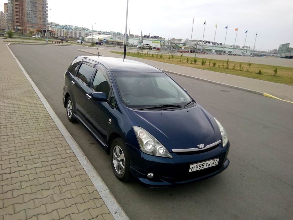 Toyota wish 2003, минивэн, 1 поколение,. Toyota wish 1. Тойота виш 1. Toyota wish 2003-2009. 8.