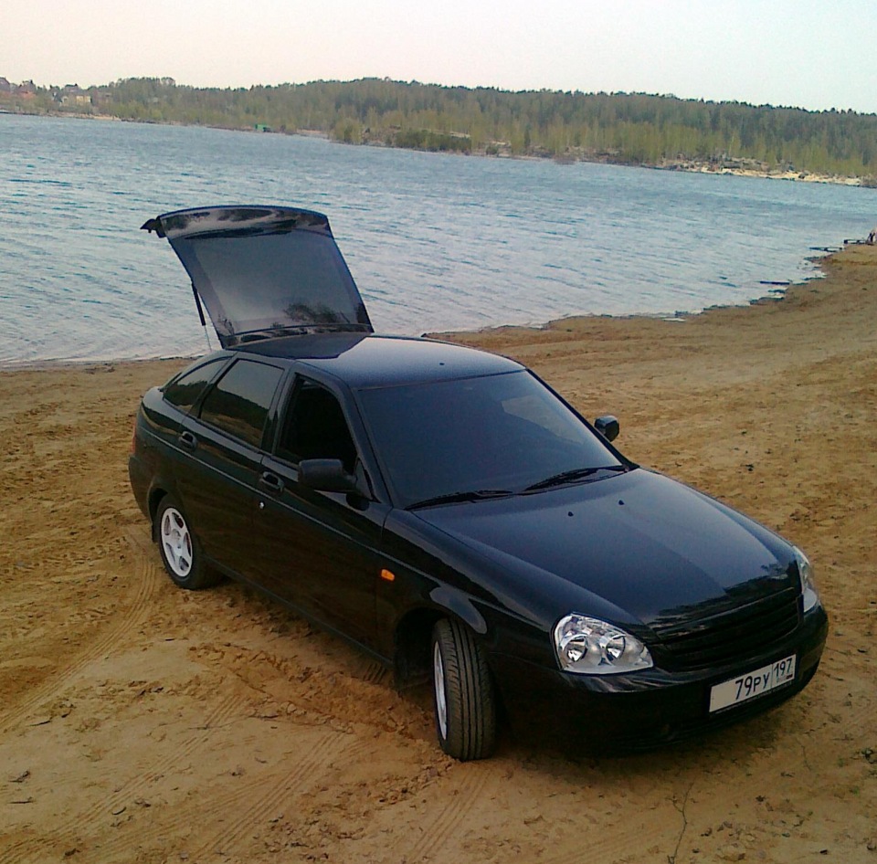 Небольшой фотосет Дзержинский Карьер — Lada Приора хэтчбек, 1,6 л, 2011  года | фотография | DRIVE2