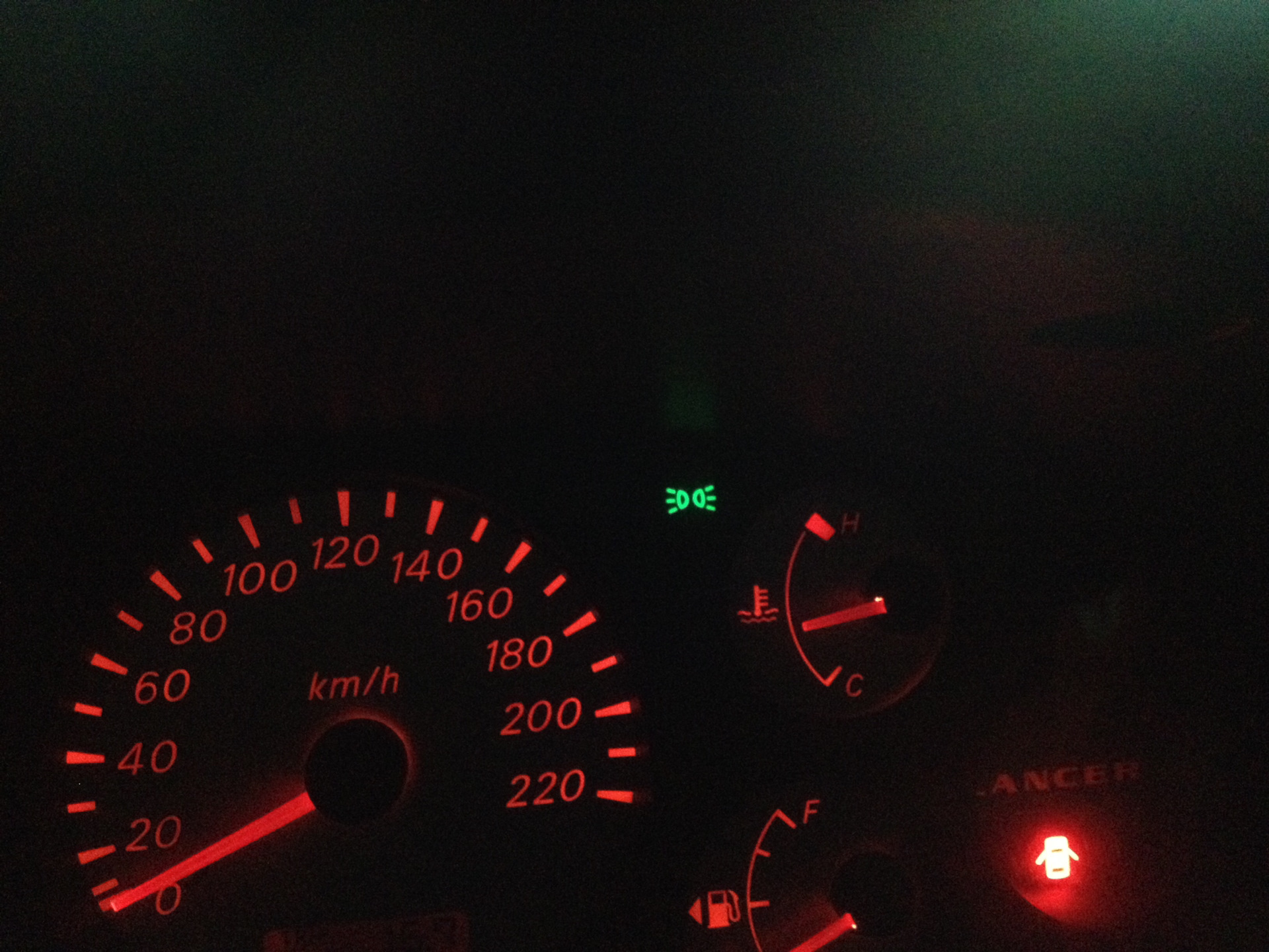 Индикатор габарит и лампочка в пепельницу — Mitsubishi Lancer IX, 1,6 л ...