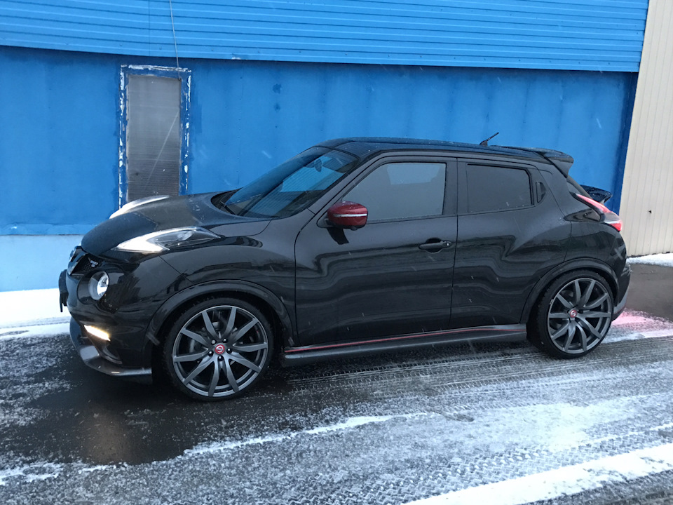 Nissan Juke Р±РµР»С‹Р№ r18