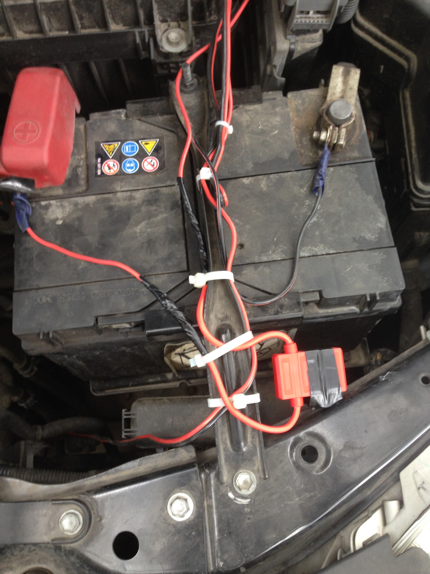 Предохранитель на подсветку — Toyota Camry (XV40), 2,4 л, 2008 года ...