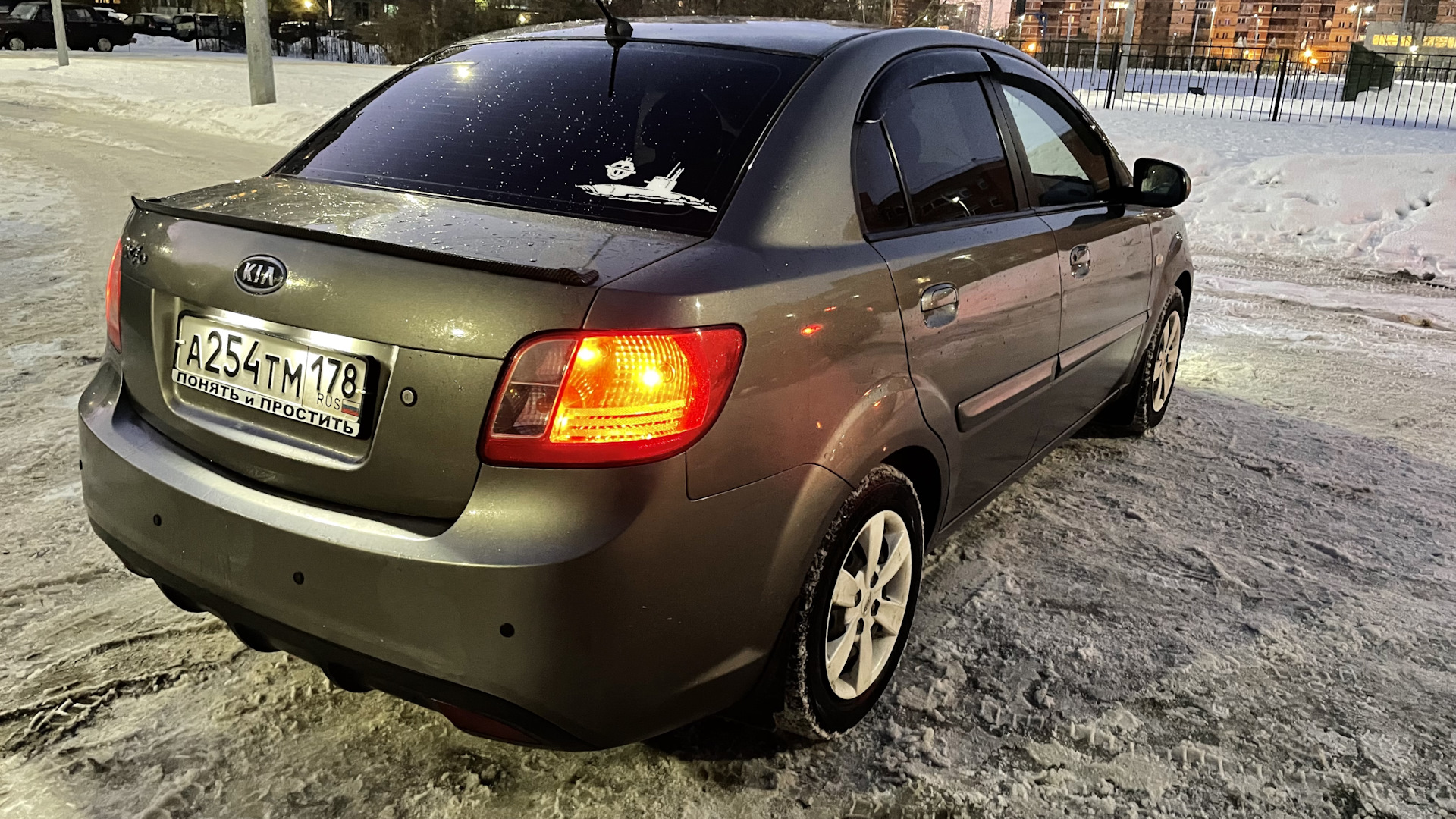 KIA Rio (2G) 1.4 бензиновый 2010 | JB FL 