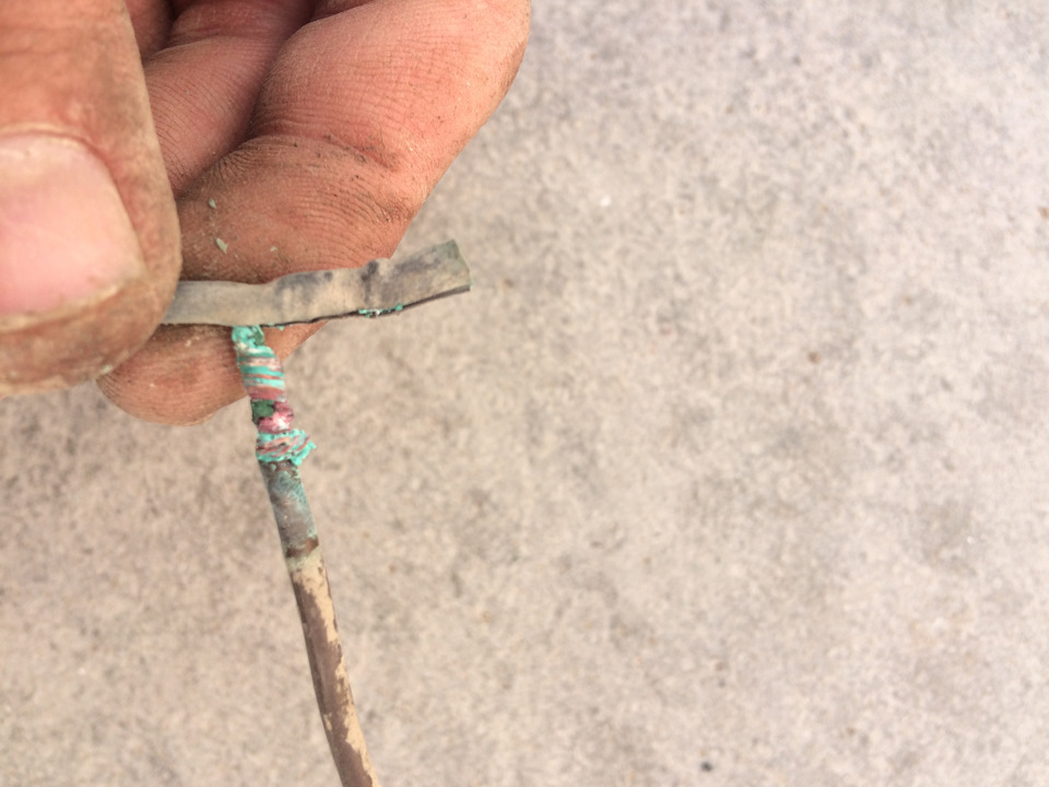 предохранитель стоп сигналов, или как перестала нажиматься кнопка кпп ...