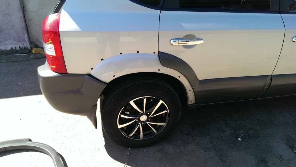 Туссан как снять накладку Замена пластиковой накладки! - Hyundai Tucson (JM), 2 л, 2008 года своими руками