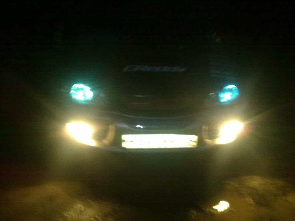 замена габаритных лампочек — Toyota Caldina (210), 2 л, 1998 года ...