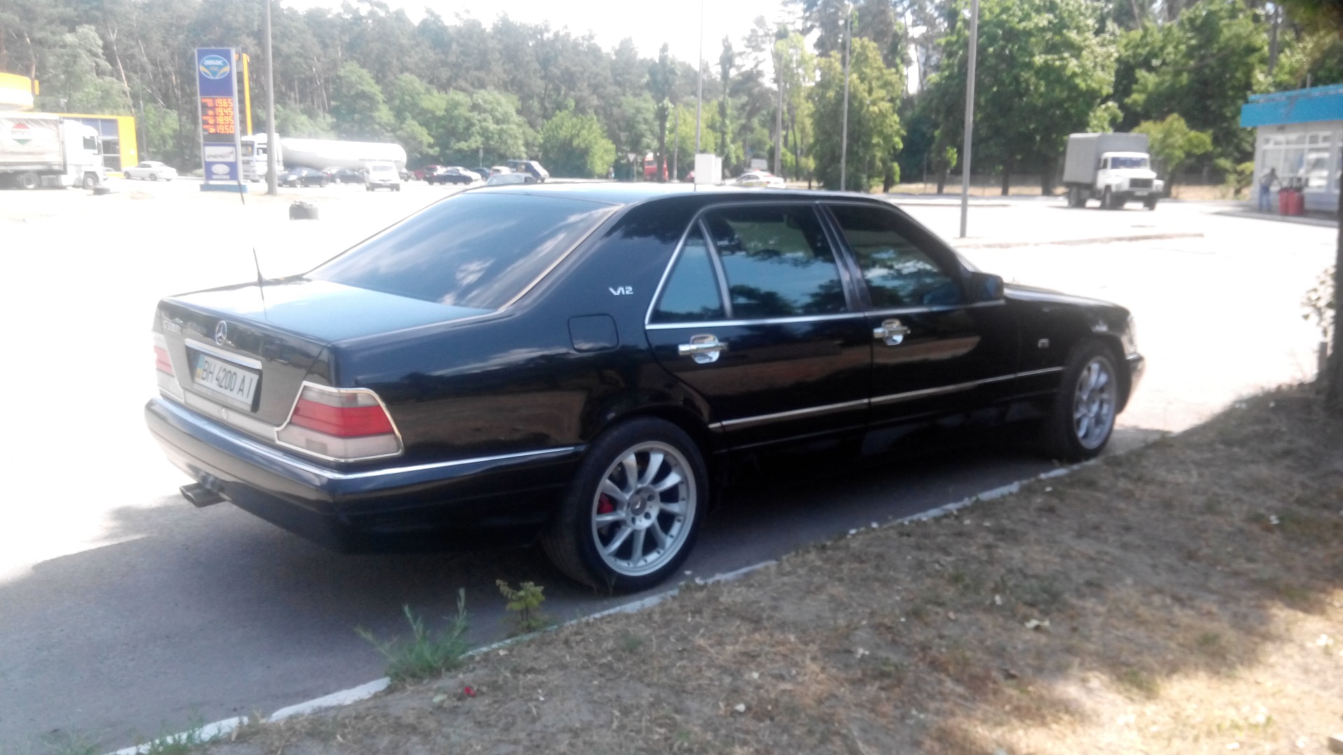 Mercedes-Benz S-Class (W140) 4.2 бензиновый 1993 | 