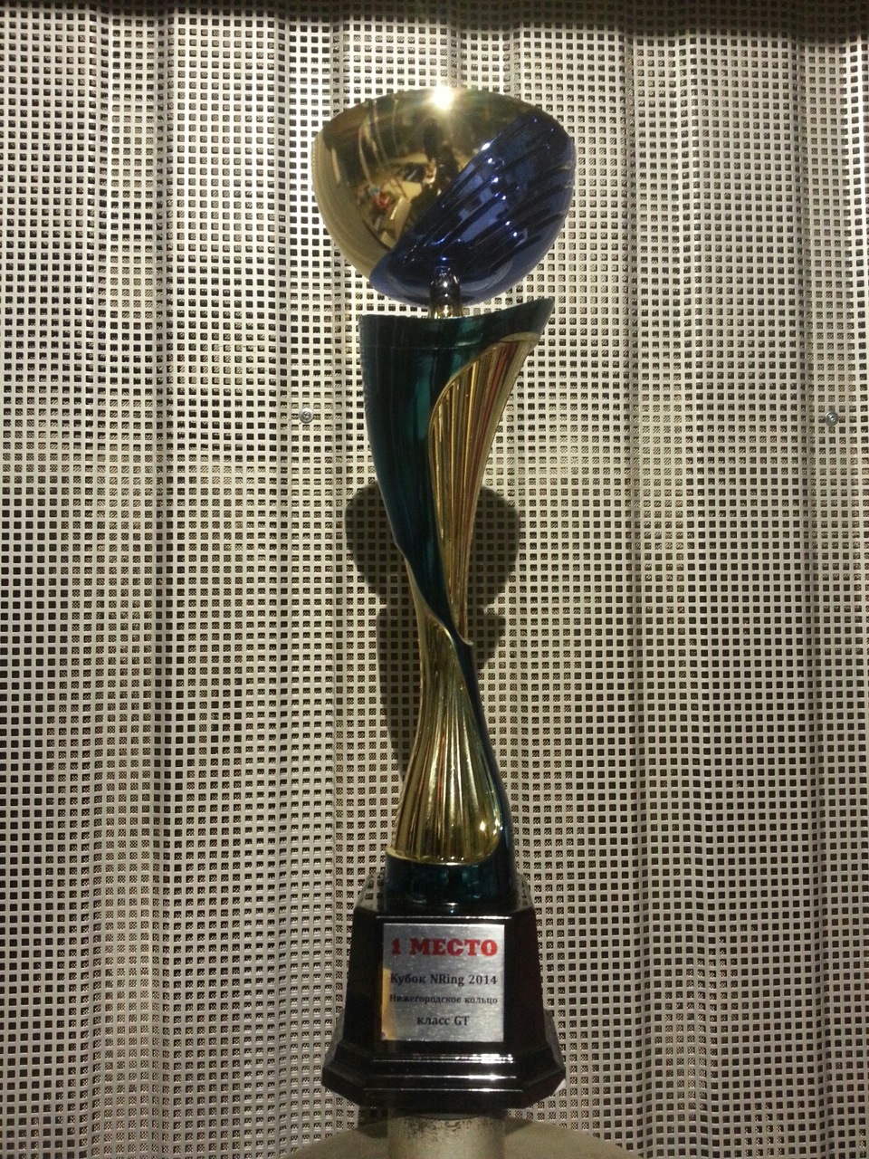 https://a.d-cd.net/f7c015cs-960.jpg