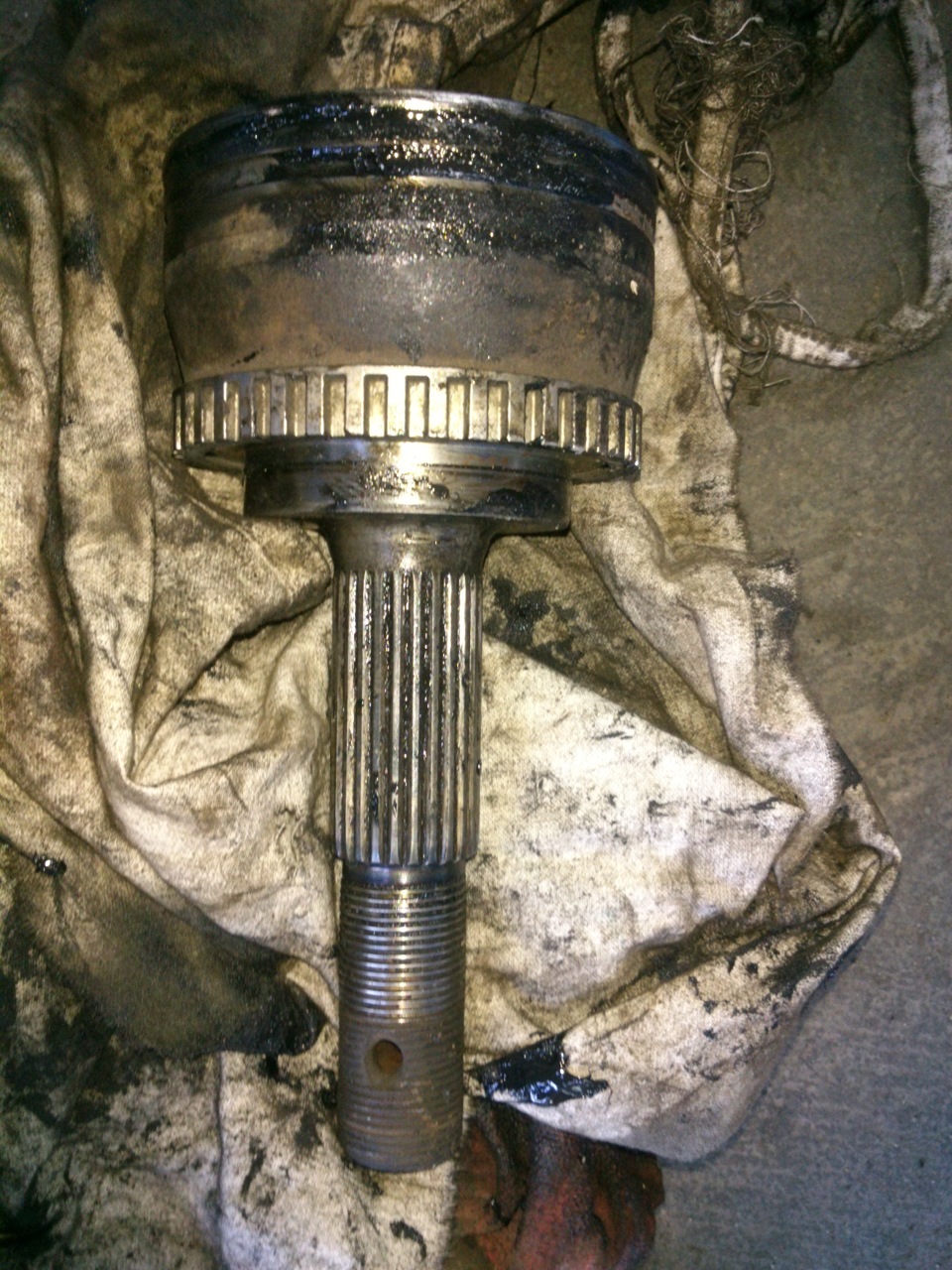 Замена Пыльника наружного ШРУСа — Nissan Sunny (B14), 1,5 л, 1996 года ...