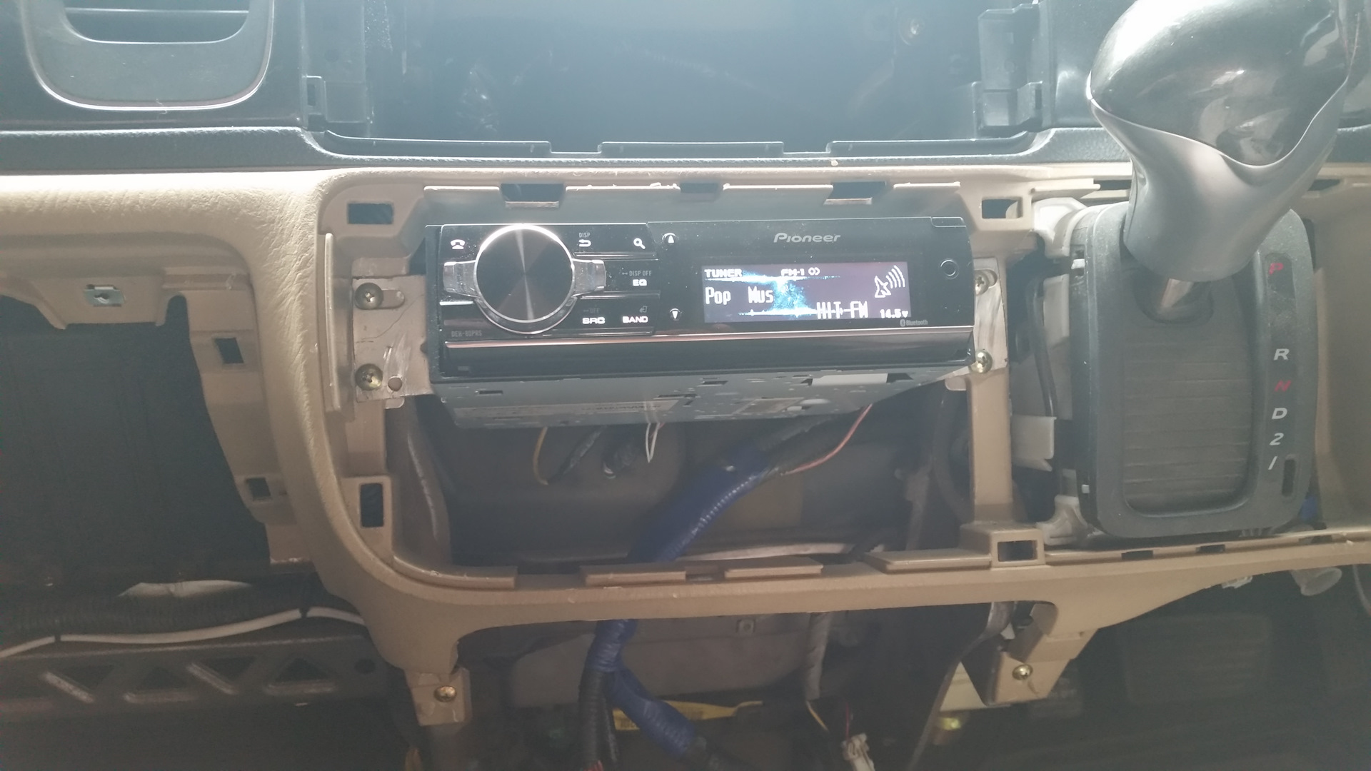 Honda stepwgn rf3 как снять магнитолу Магнитола. - Honda Stepwgn (2G), 2 л, 2002 года автозвук DRIVE2