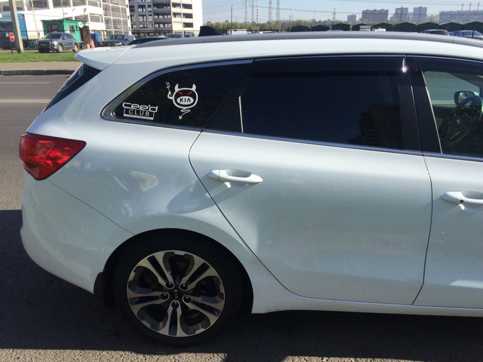 Фото в бортжурнале KIA Ceed SW (2G)