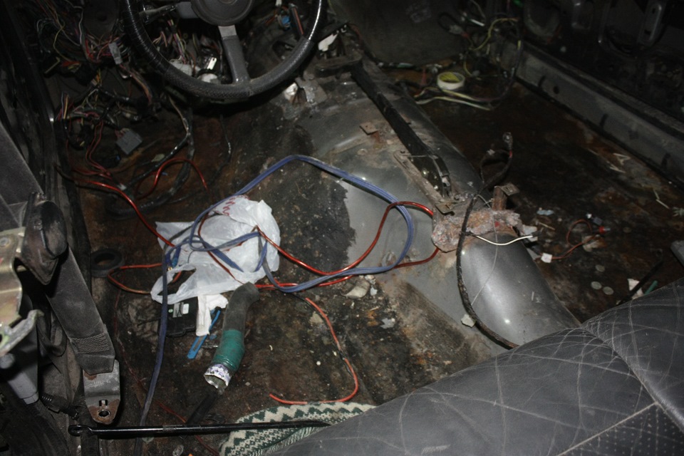 Вскрытие полов — Jeep Cherokee (XJ), 4,2 л, 1990 года | кузовной ремонт ...