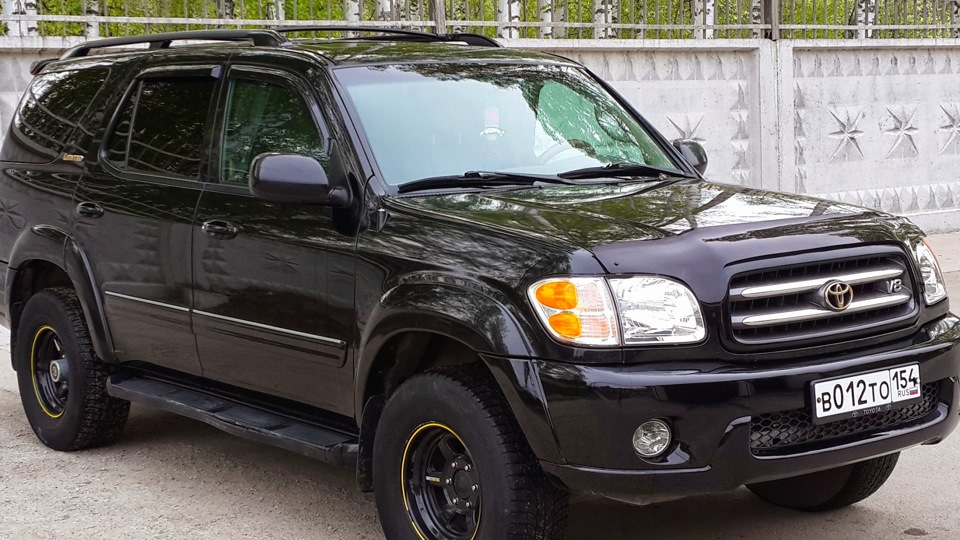 Toyota Sequoia 1