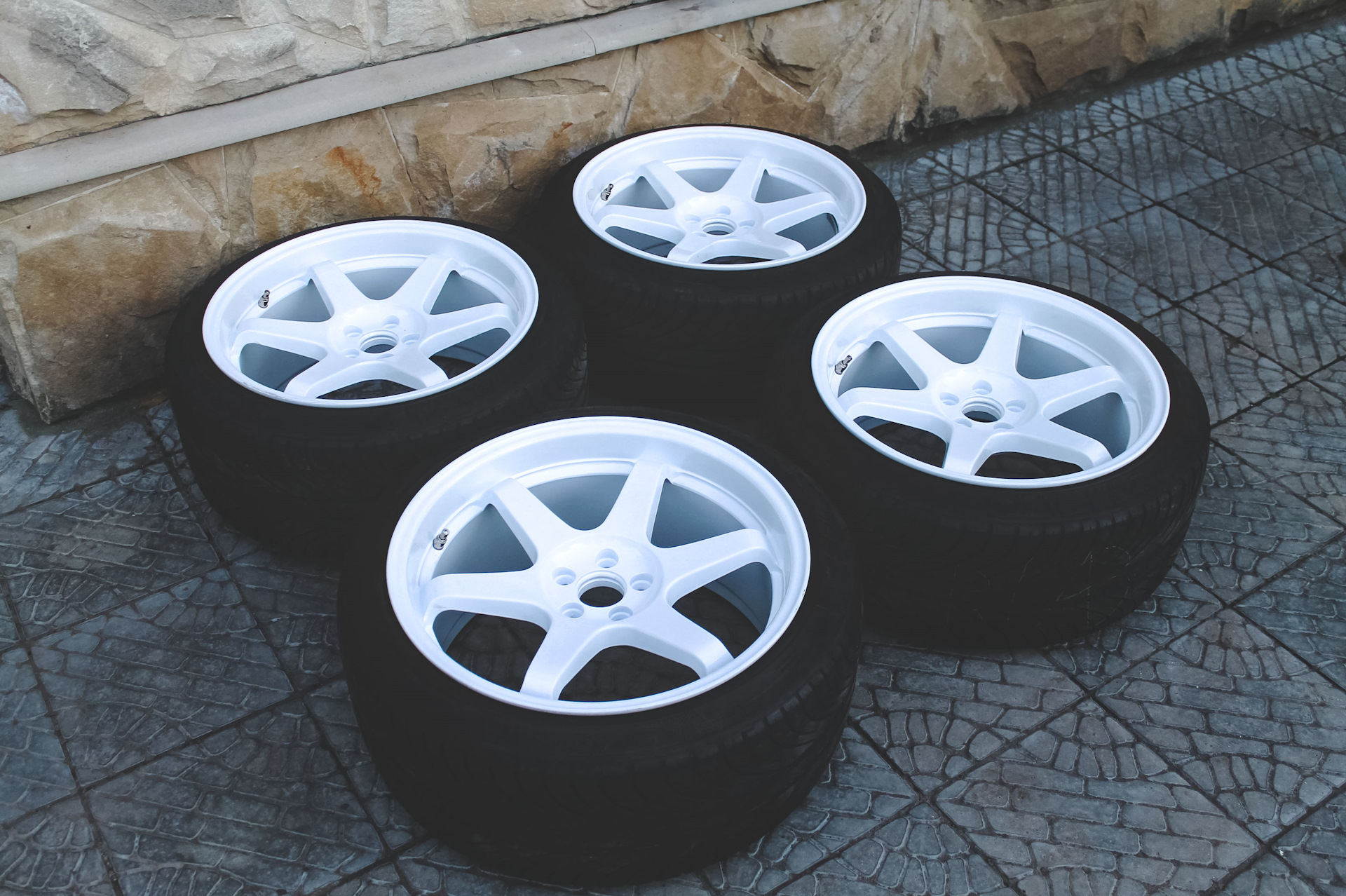 Varrstoen диски кто производитель