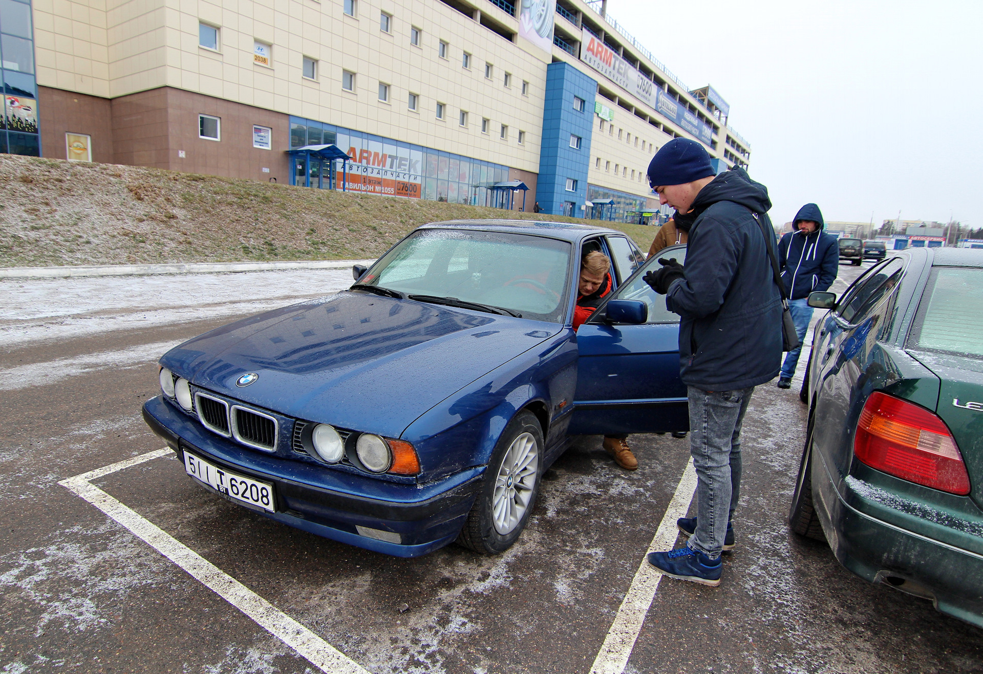 Стоит ли брать старую bmw