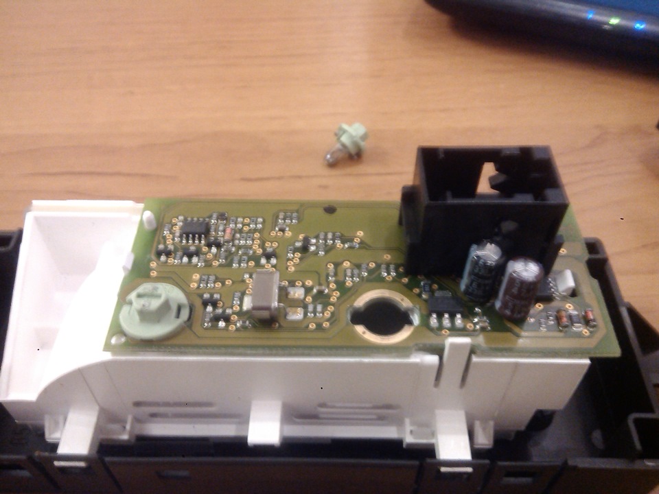 Не работает дисплей — Opel Corsa C, 1 л, 2004 года | электроника | DRIVE2