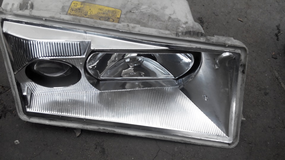 Замена правого отражателя фары $$$ — Lada 21124, 1,6 л, 2007 года ...