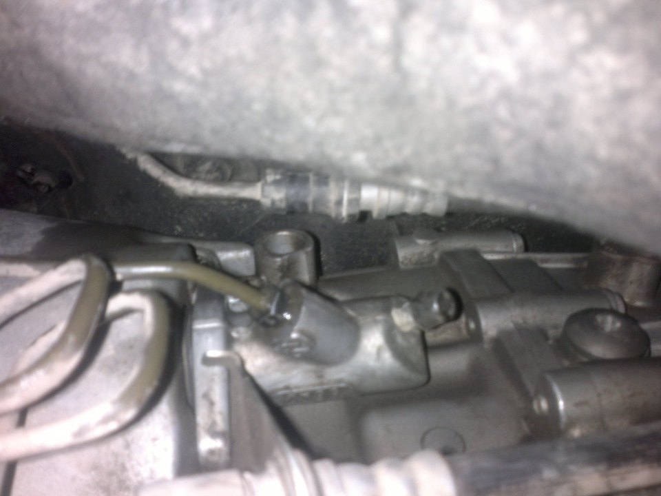 удаление клапана CDVClutch Delay Valve в системе "сцепления" — BMW 5