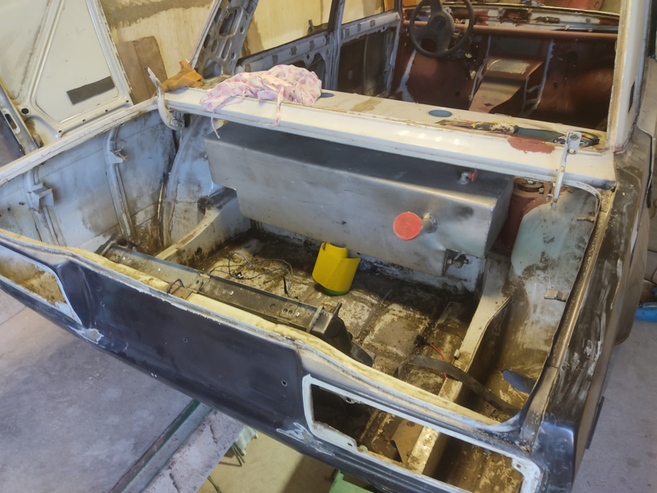 Перенос радиатора в багажник 2107 — Lada 210740, 1,6 л, 2007 года ...