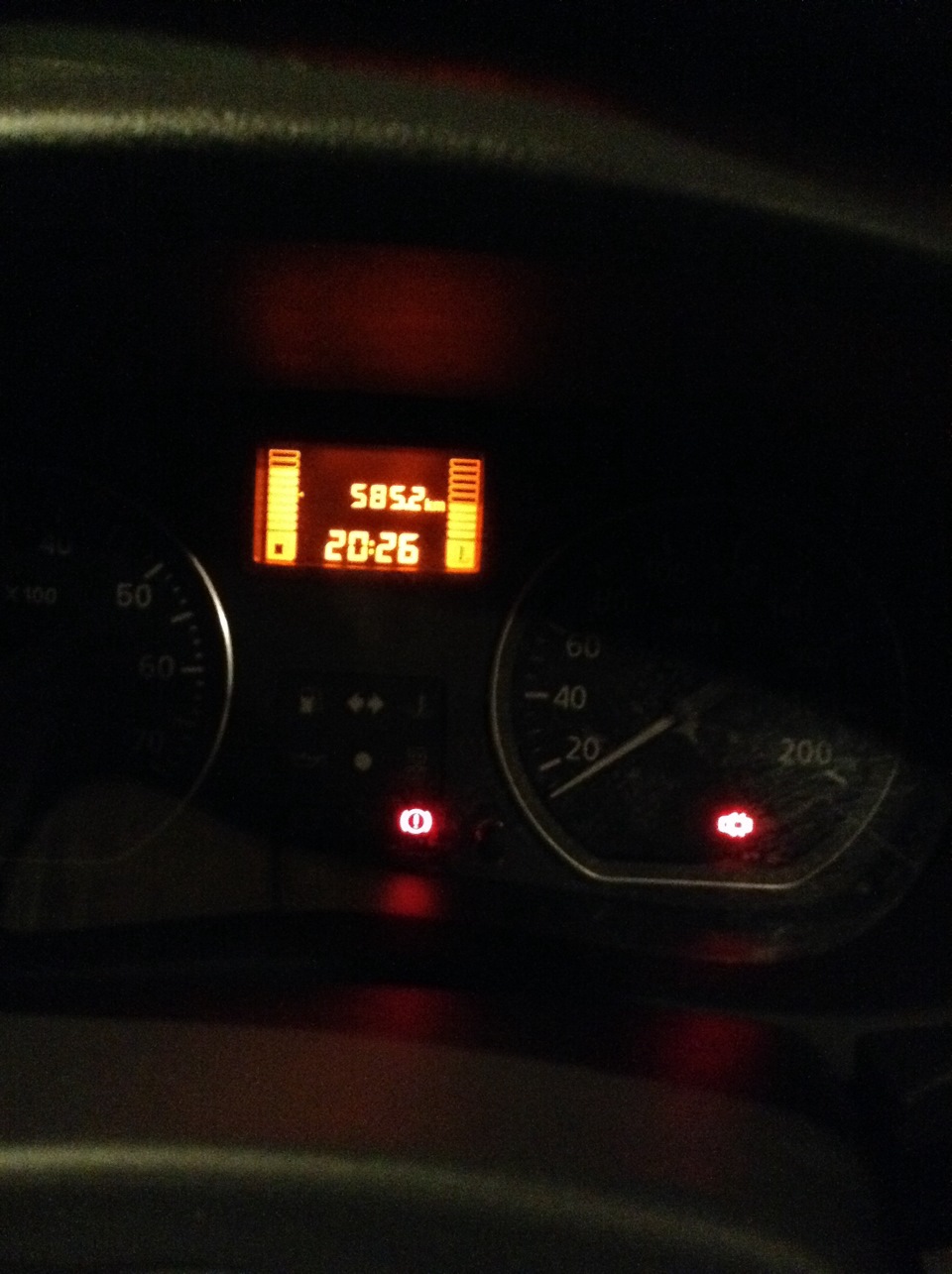 1 — Nissan Almera V (G11/15)