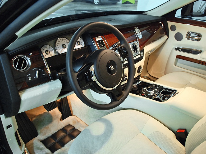 Rolls Royce Ghost 2015 салон