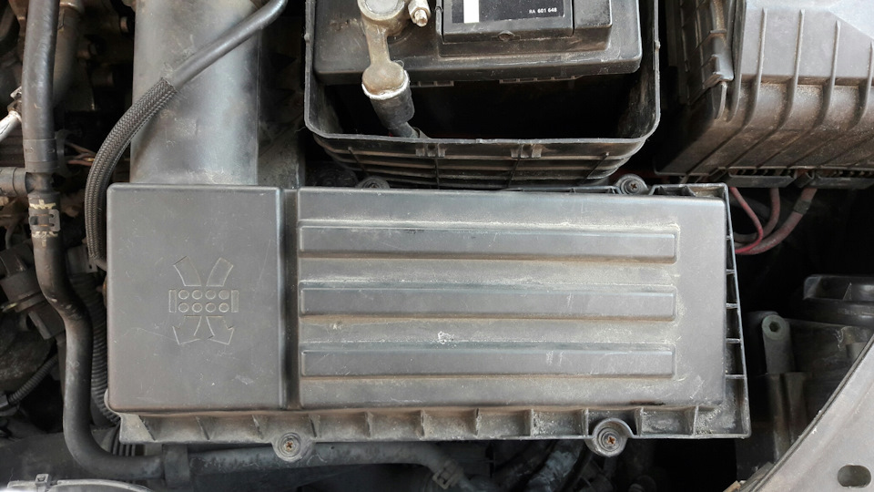 Golf 5 1.9D меняем воздушный фильтр черному монстру. — Volkswagen Golf ...