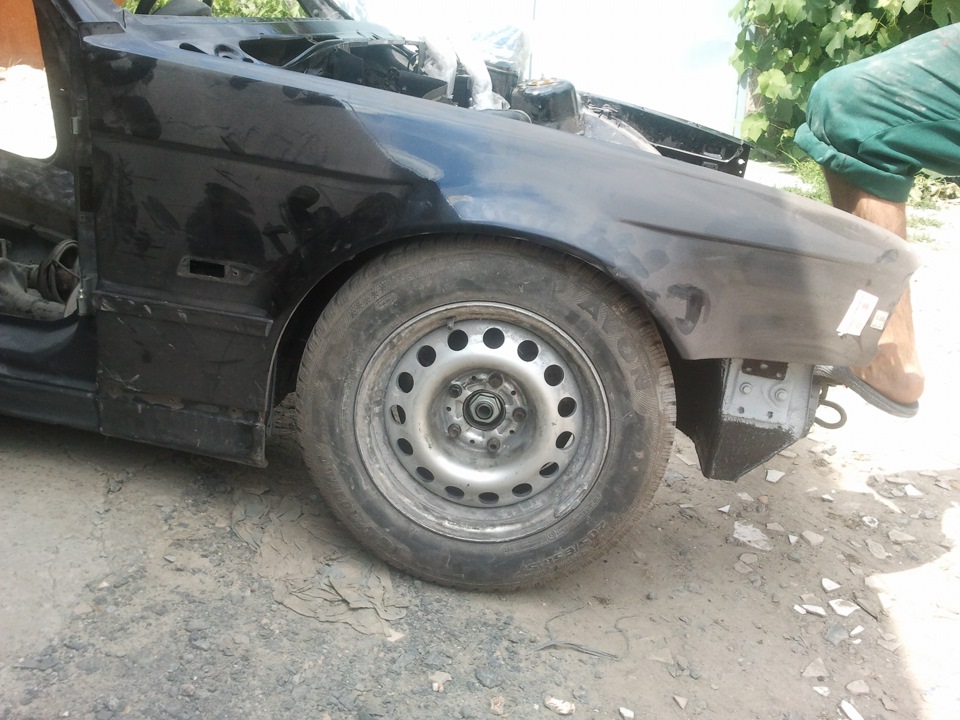 Perednie Vinty Bmw 5 Series 5 0 L 1993 Goda Na Drive2