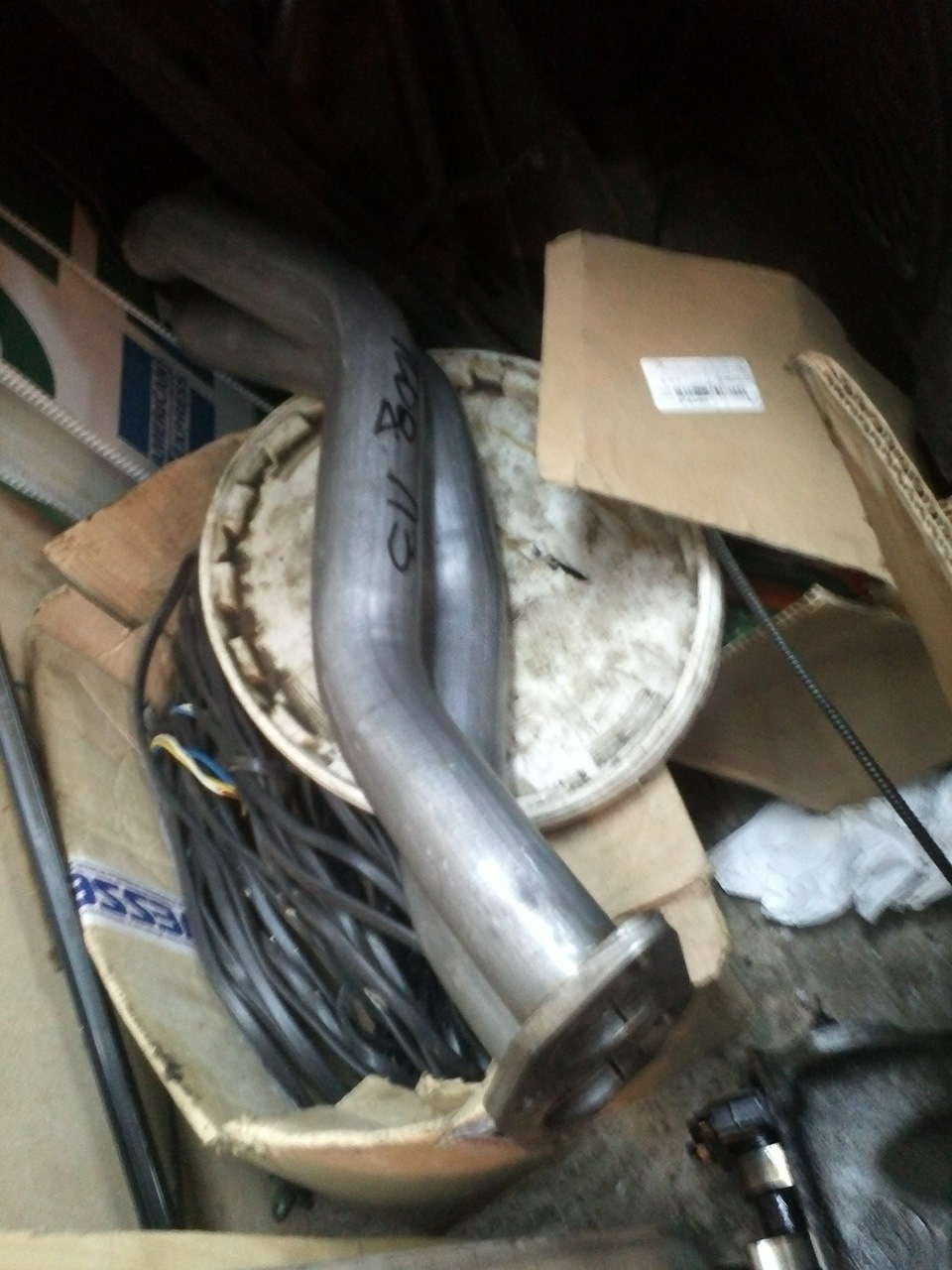 Пришли запчасти под Январь. Установка ДУТ. — Audi 80 (B2), 1,8 л, 1984 ...