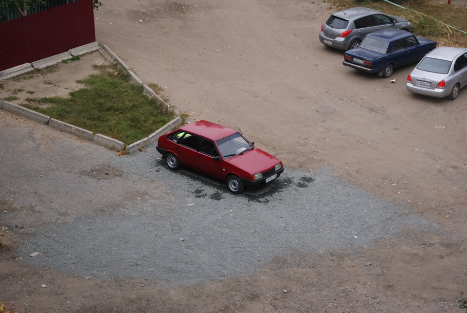 Прогорел резонатор, и помылся перед дождем)) — Lada 21093i, 1,5 л, 1996 ...