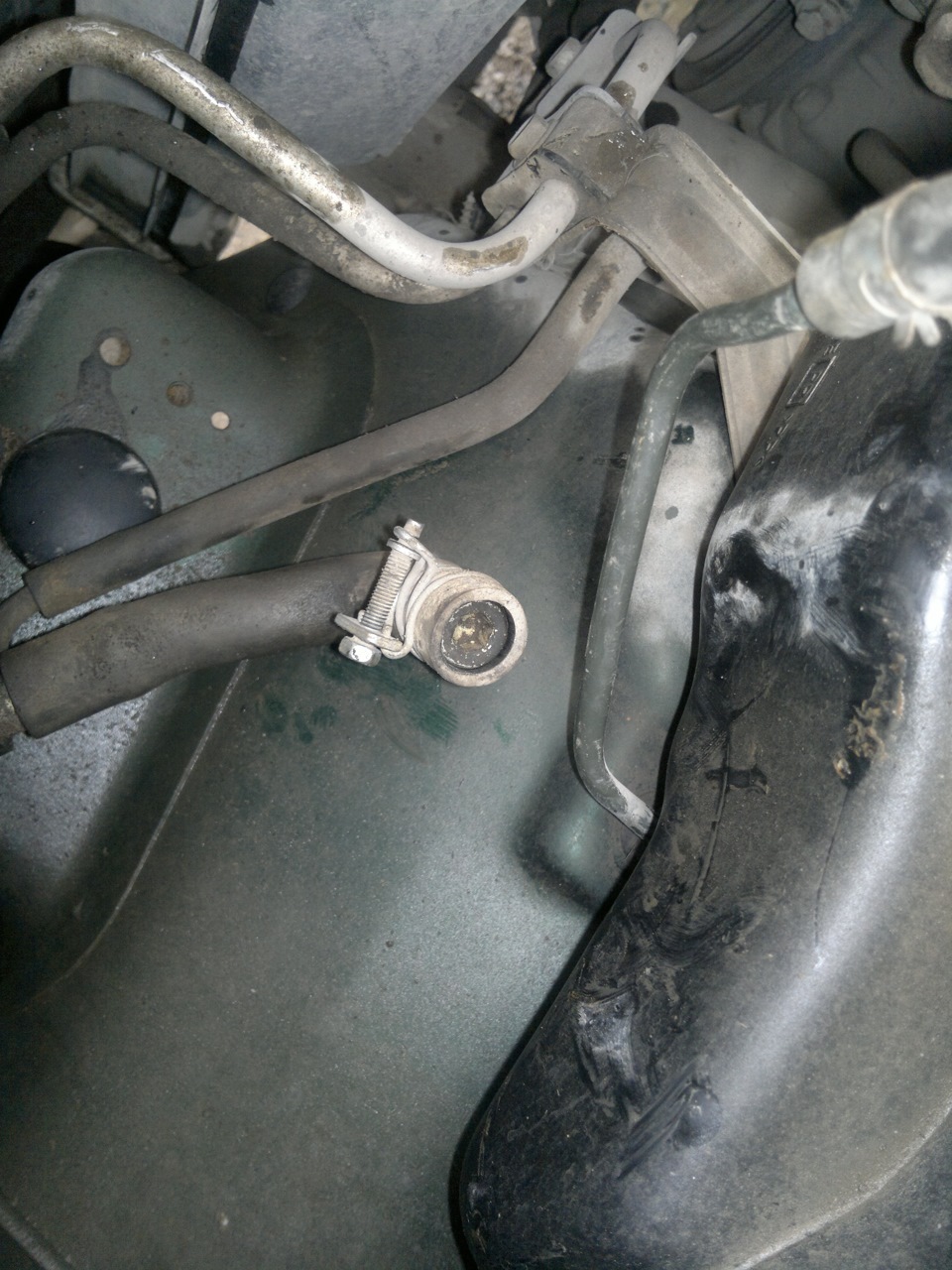 Удаление абсорбера. — Nissan Patrol GR II (Y61), 4,5 л, 1999 года ...