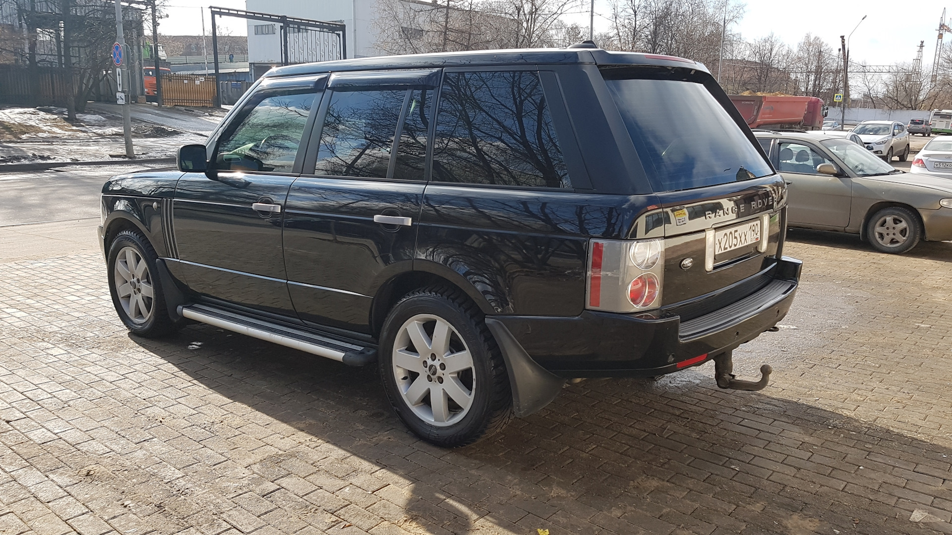 Фаркоп range rover. Фаркоп range Rover l322. Фаркоп Рендж Ровер 3. Range Rover 3 фаркоп. Фаркоп на range Rover l320.