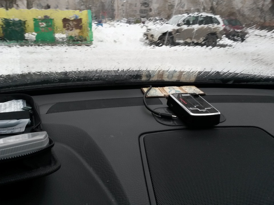 Скрытая проводка к Радар- детектору и видеорегистратору — Volvo XC90 ...