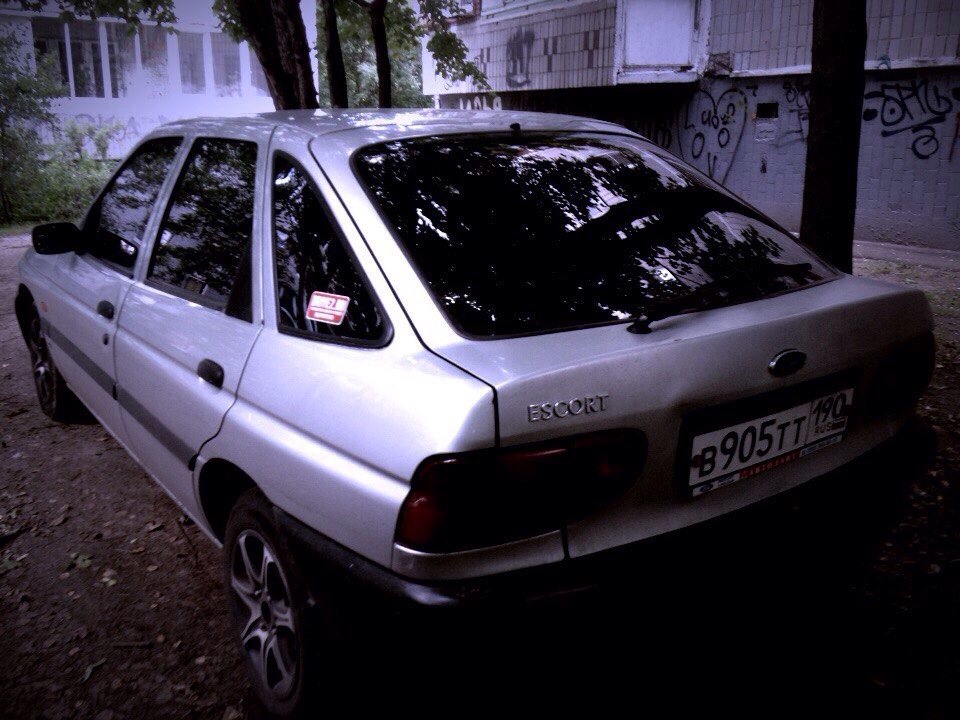 Запись от 18 июля 00 38 — Ford Escort Mk6 1 6 л 1996 года