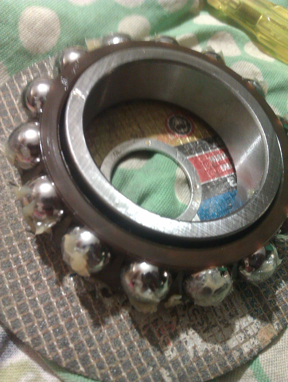 Заглушка задней ступицы ровер 75. Хонда спайк 2003 подшипник ступица. Подшипник привода ровер 75. Трехшиповик от ровер 75. Подшипник подвесной ровер 75.