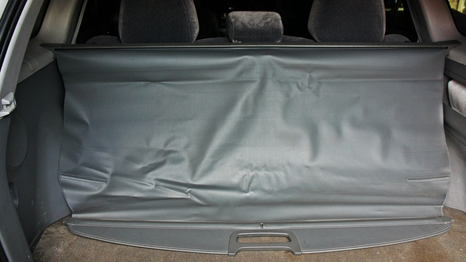 Самодельная шторка в багажник на примере Subaru Forester — SubaruWiki
