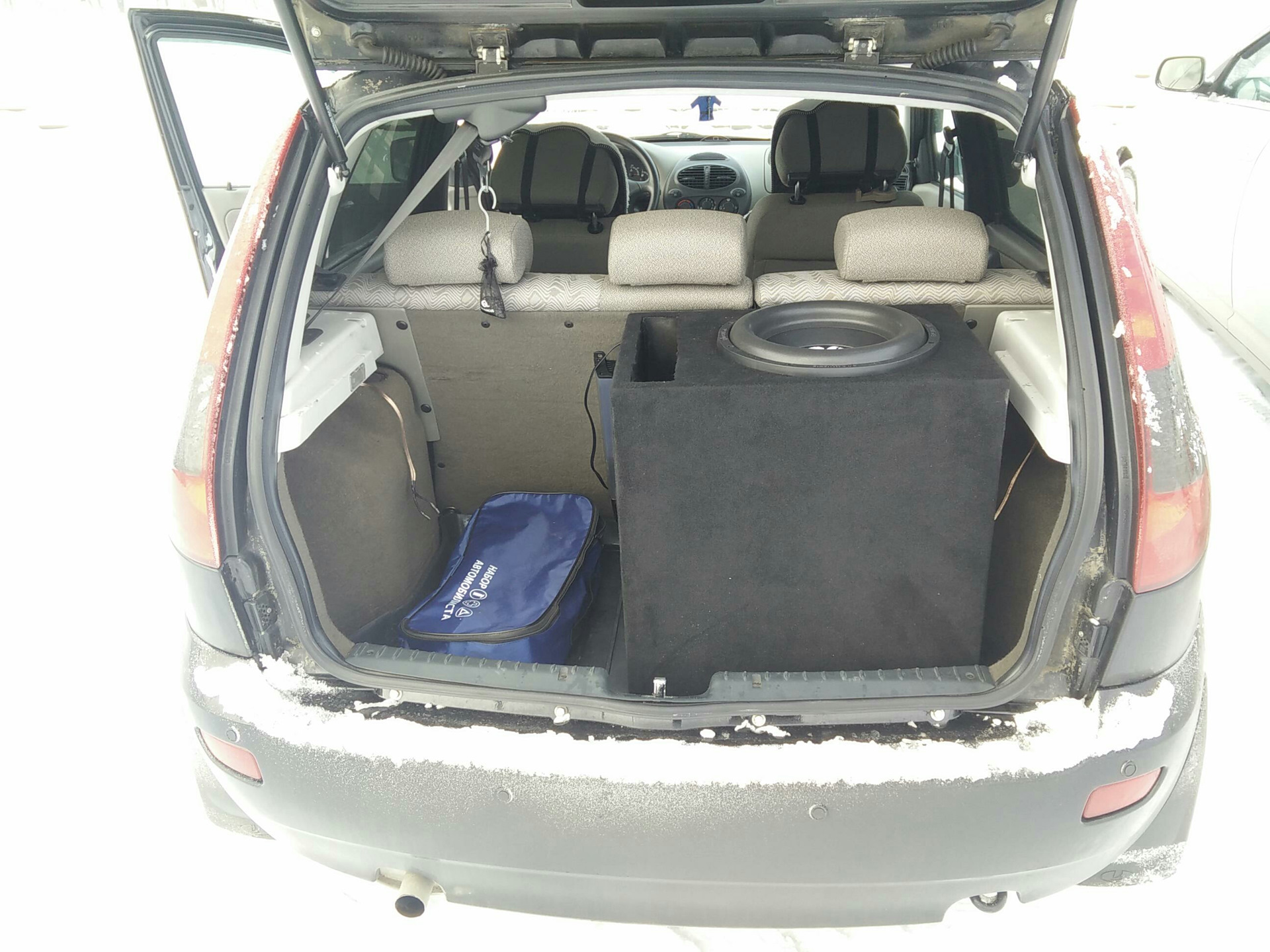 Калина универсал 2011 багажник