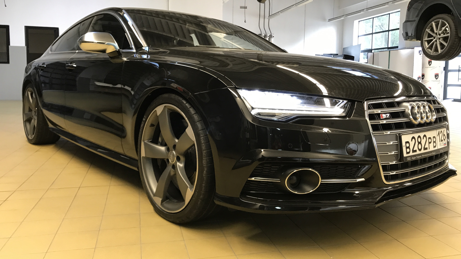 Audi S7 (1G) 4.0 бензиновый 2015 | Mythos Black на DRIVE2