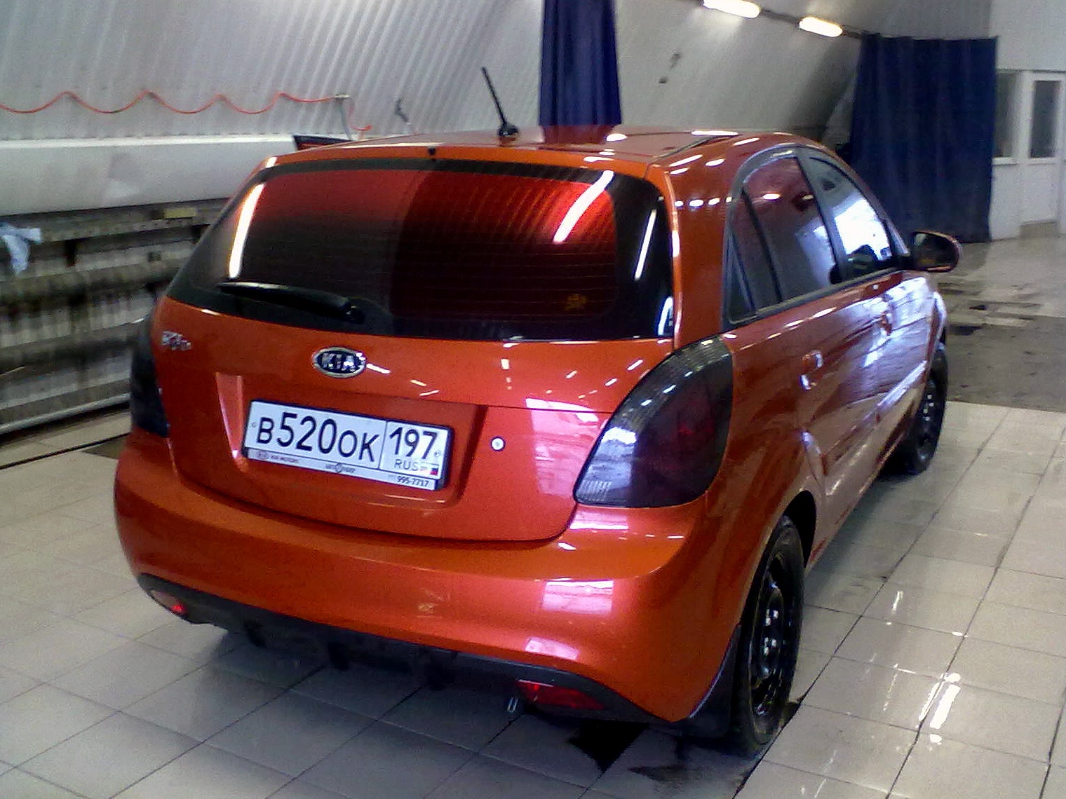 Тонировка фонарей своими руками — KIA Rio 5-door (2G), 1,4 л, 2005 года |  тюнинг | DRIVE2