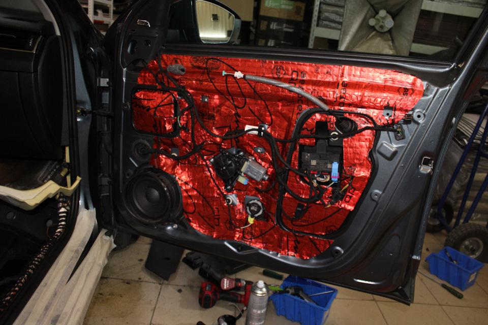 Как зашумить Skoda Octavia 2017, чтобы в салоне стало тише? — STP ...