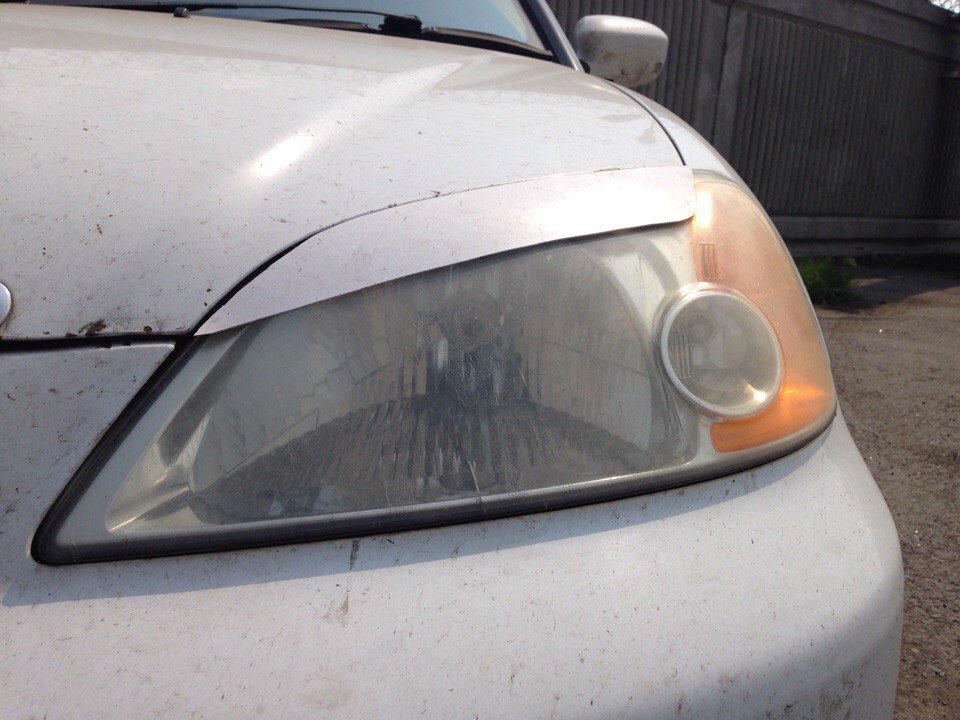 Полировка фар зубной пастой — Honda Civic Ferio (7G), 1,5 л, 2003 года ...