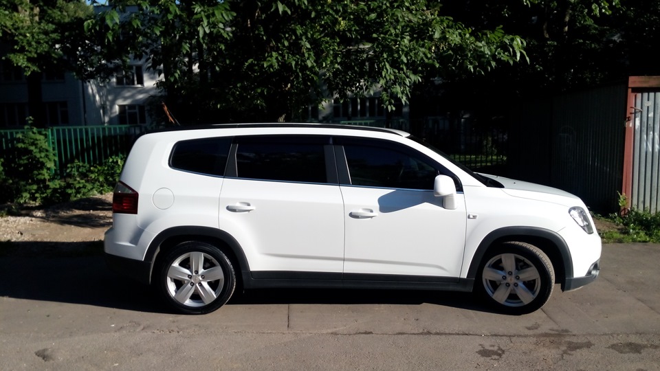 chevrolet orlando 2.0 отзывы