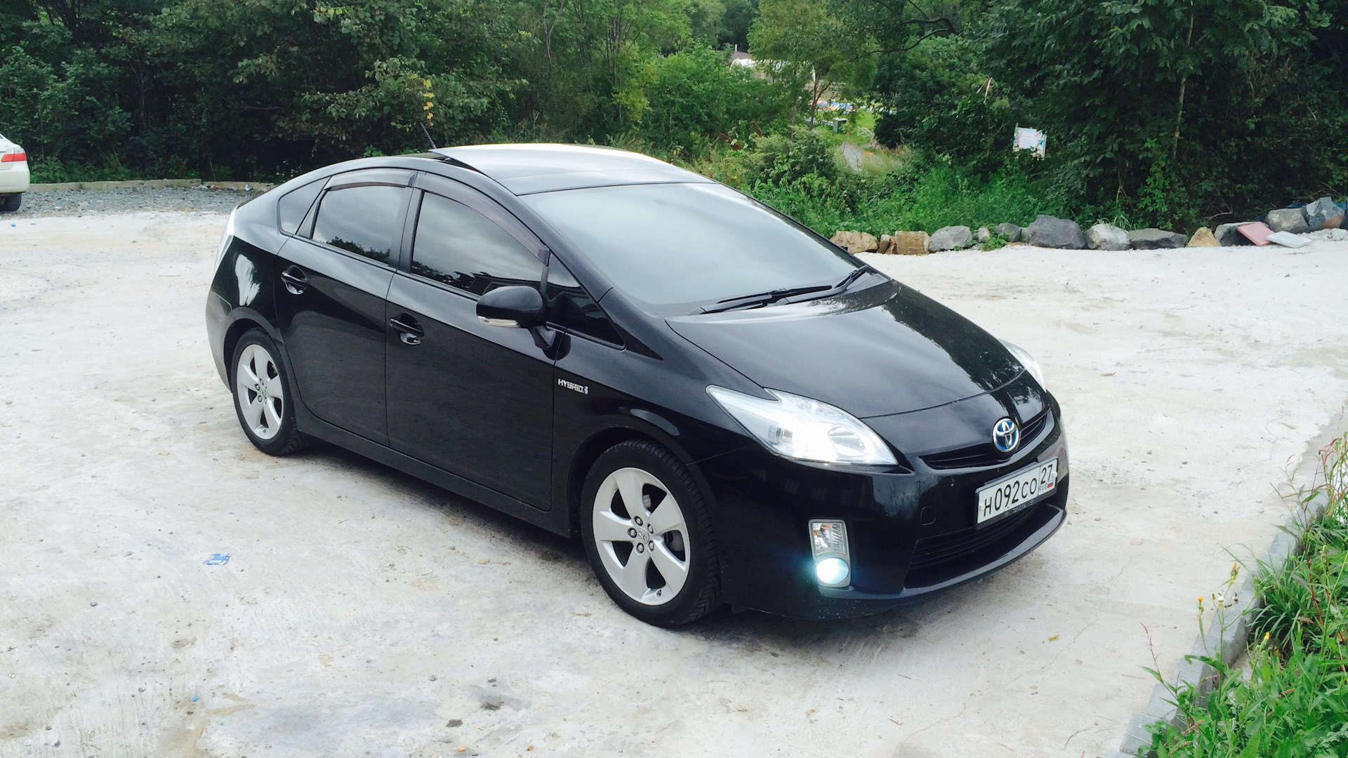 Toyota Prius 30 черный