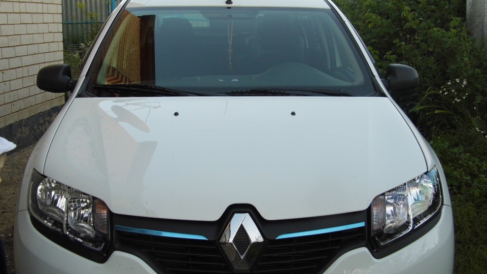 Логоноводы срочно нужна помощь — Renault Logan (2G), 1,6 л, 2015 года ...