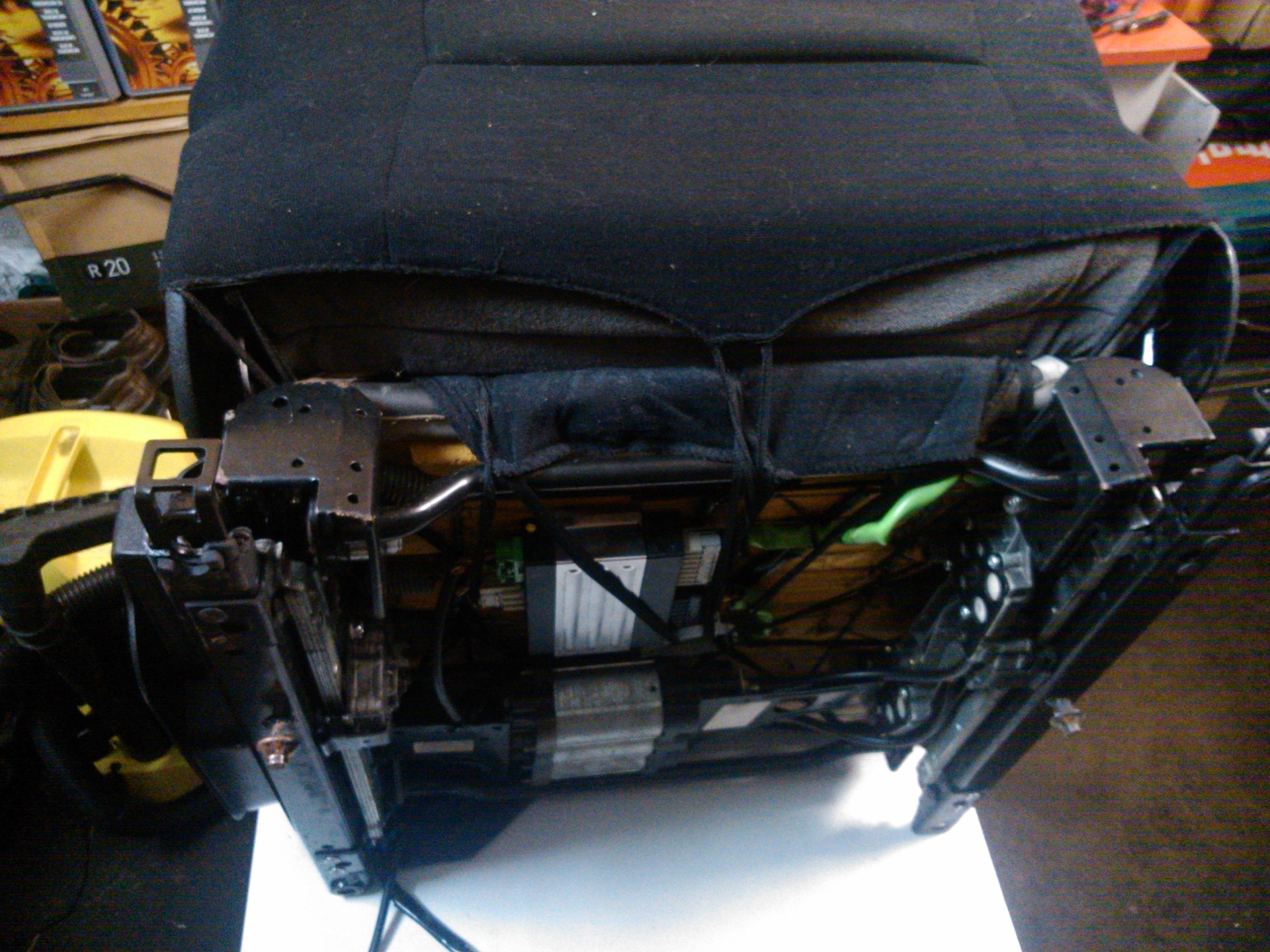 установка сидений с электроприводом