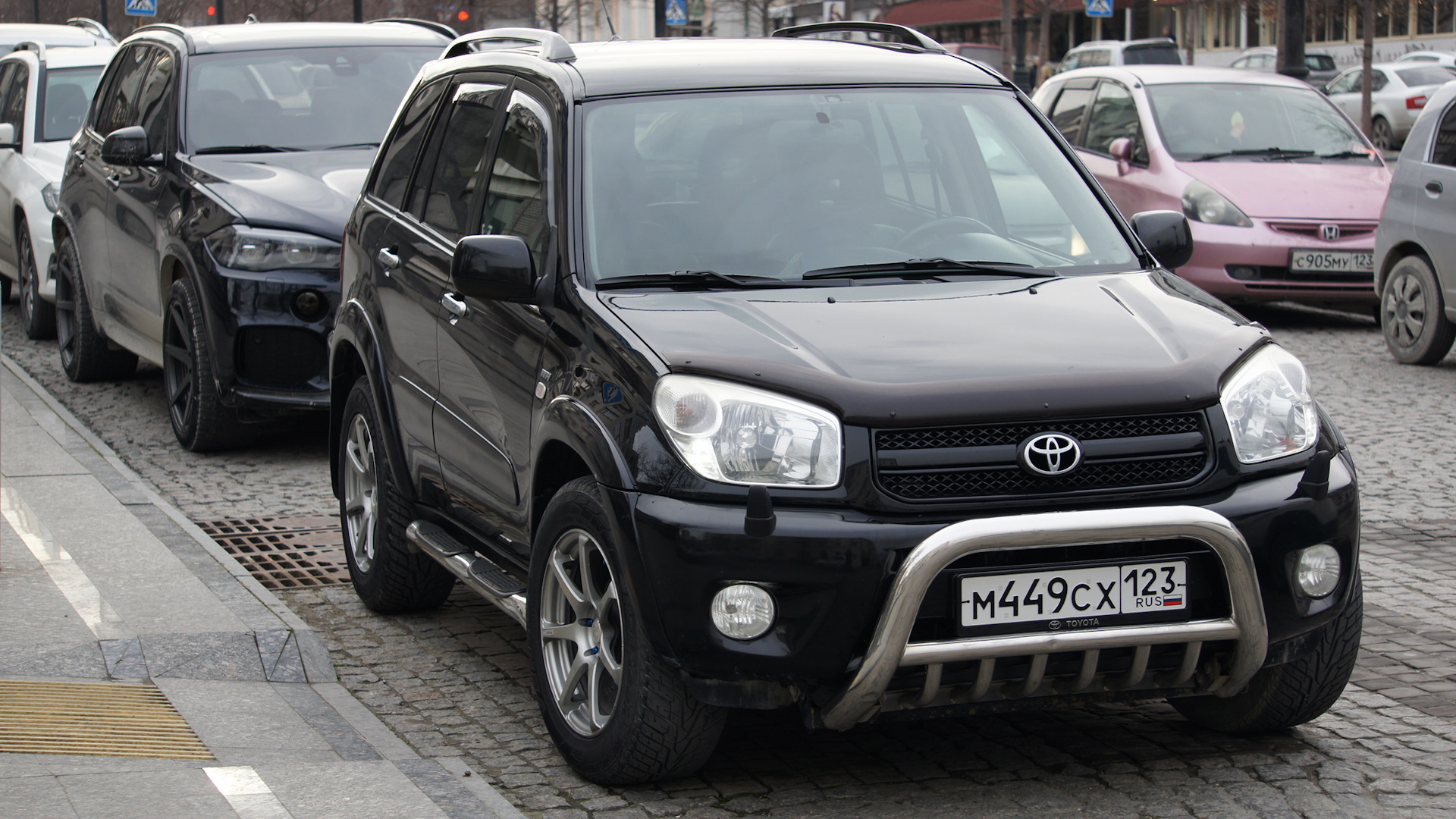 Toyota RAV4 (II) 2.0 бензиновый 2005 | Чёрный Full time 4WD на DRIVE2